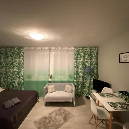 Centrum Panska Apartman *